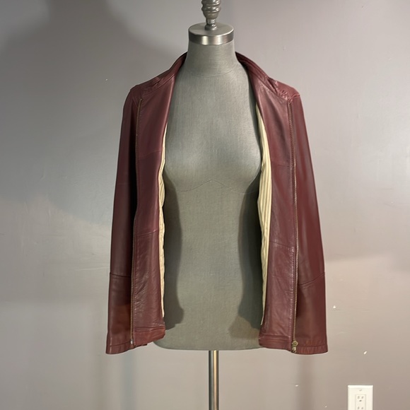 Unique Bordeaux/Oxblood leather jacket size large. Fully lined. Lovely shape - Picture 7 of 17